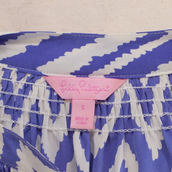 LILLY PULITZER Elsa Silk Blouse Top Blue Chevron Size S - Picture 5 of 6